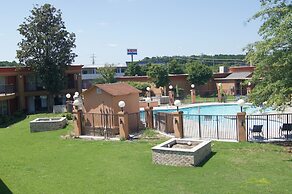 Royal Inn