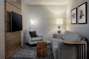 Sheraton Westport Chalet Hotel St. Louis