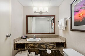 Ramada Plaza by Wyndham Nags Head Oceanfront