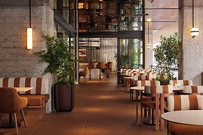 NH Collection Madrid Eurobuilding