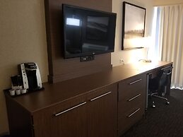 Holiday Inn Express Edmonton Downtown by IHG