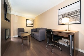 Holiday Inn Express Edmonton Downtown by IHG