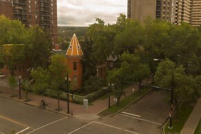 Holiday Inn Express Edmonton Downtown by IHG