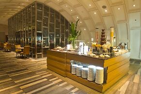 The Manila Hotel