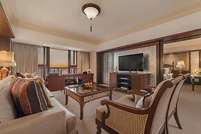 The Manila Hotel