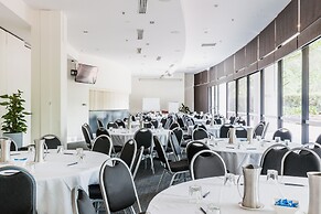Crowne Plaza Canberra by IHG