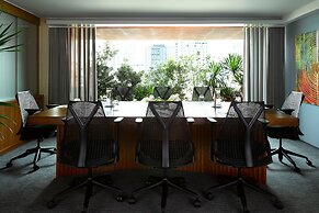 Dusit Thani Manila