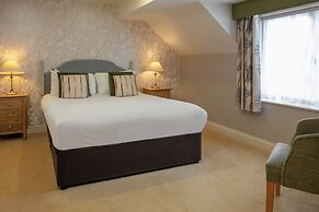 Knights Hill Hotel & Spa