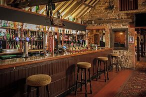 Knights Hill Hotel & Spa