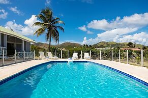 Esmeralda Resort