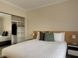 The Phoenix Artesian Spa Resort and Accommodation