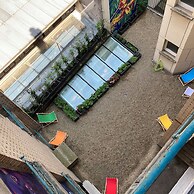 Le General Hotel