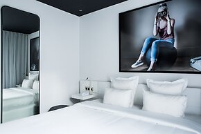 Le General Hotel
