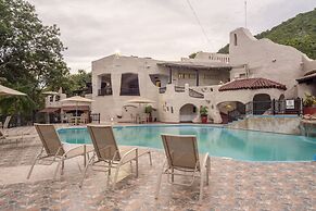 Caribbea Bay Resort
