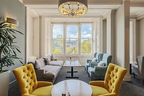 Old Waverley Hotel