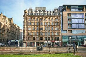 Old Waverley Hotel