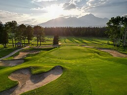 Fairmont Jasper Park Lodge