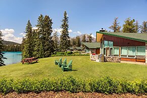 Fairmont Jasper Park Lodge