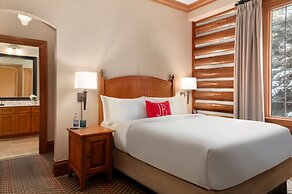 Fairmont Jasper Park Lodge