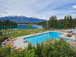 Fairmont Jasper Park Lodge