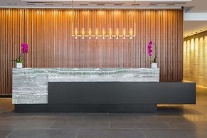 C. Baldwin, Curio Collection by Hilton
