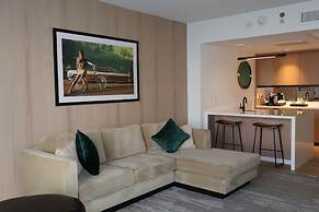 C. Baldwin, Curio Collection by Hilton