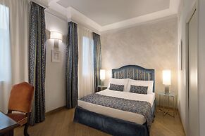 Rivoli Boutique Hotel