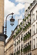 Le Burgundy Paris