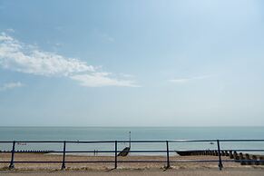 The Lansdowne, Eastbourne