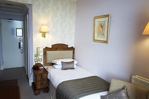 The Lansdowne, Eastbourne