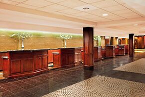 Sheraton Greensboro at Four Seasons