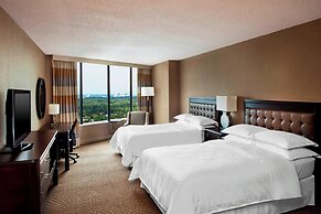 Sheraton Greensboro at Four Seasons