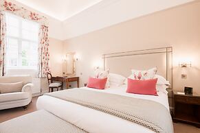 Tylney Hall