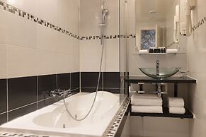 Relais Hotel Du Vieux Paris