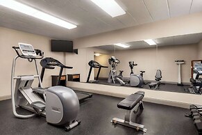Days Hotel by Wyndham Allentown Airport / Lehigh Valley