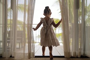 Fairmont Orchid