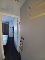 ibis Orange Centre Echangeur A7 A9