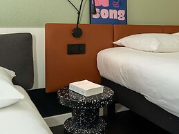 ibis Orange Centre Echangeur A7 A9