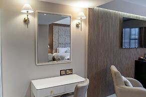 Daresbury Park Hotel