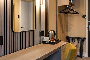 Daresbury Park Hotel