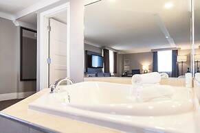 Crowne Plaza Fredericton-Lord Beaverbrook by IHG