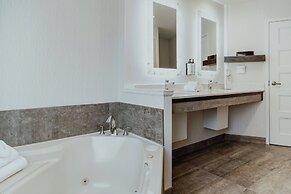 Crowne Plaza Fredericton-Lord Beaverbrook by IHG