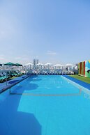 Grand Beach Hotel