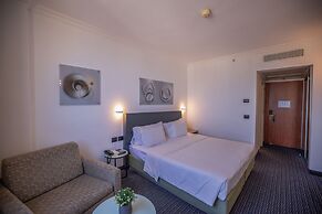 Grand Beach Hotel