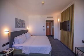 Grand Beach Hotel