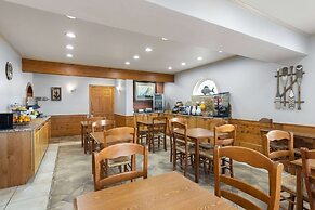 Days Inn by Wyndham Kill Devil Hills Oceanfront - Wilbur