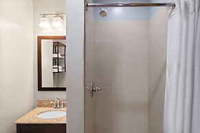 Days Inn by Wyndham Kill Devil Hills Oceanfront - Wilbur