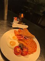 OYO The Chiltern Hotel