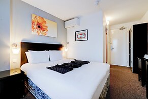 OYO The Chiltern Hotel