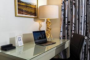 Temecula Creek Inn